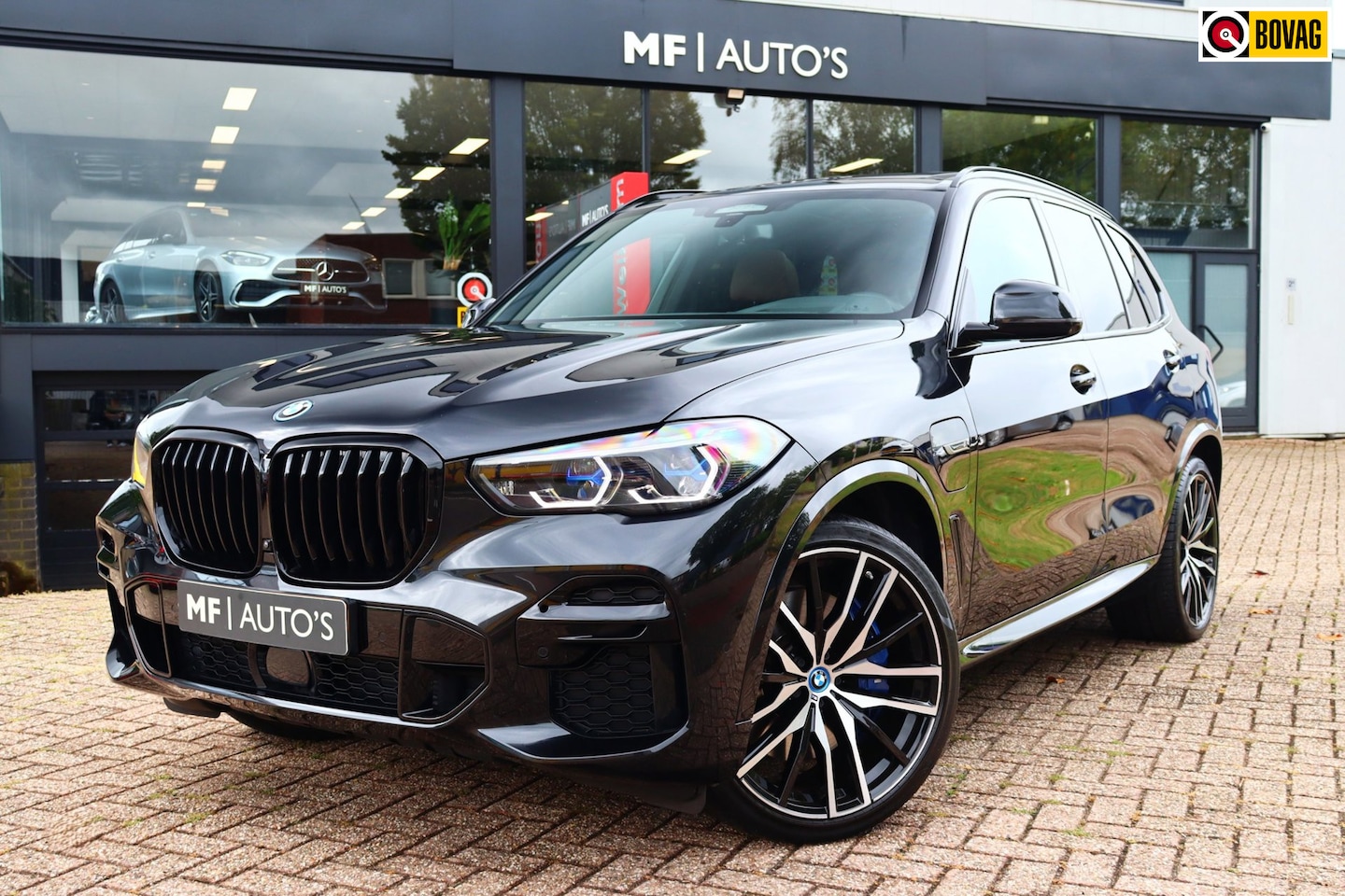 BMW X5 - XDrive45e M-Sport|Skylounge|Laser|HUD|Massage|Luchtvering|Trekhk|22" - AutoWereld.nl