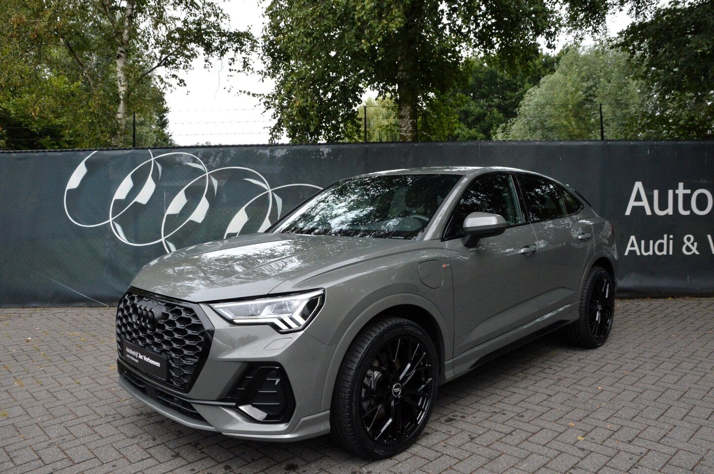 Audi Q3 Sportback - 45 TFSI e |S Edition|Black Edition|Sonos|Keyless|Camera|Apple Carplay| - AutoWereld.nl