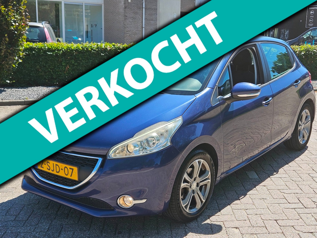 Peugeot 208 - 1.2 VTi Allure nieuwe apk 13-08-2027 - AutoWereld.nl