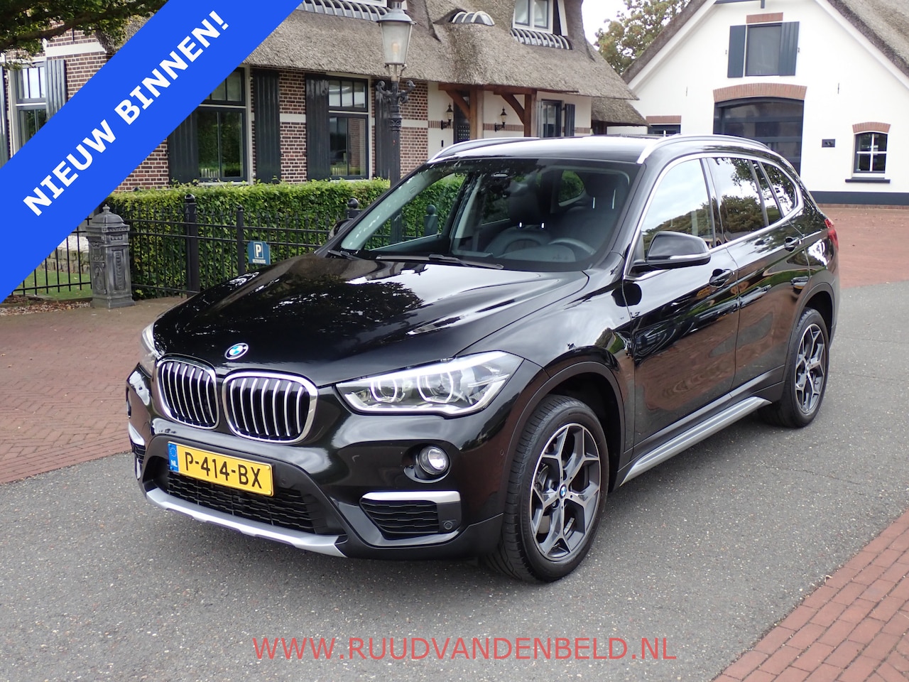 BMW X1 - xDrive20i HEAD-UP / NAVI / CAMERA / TREKHAAK - AutoWereld.nl