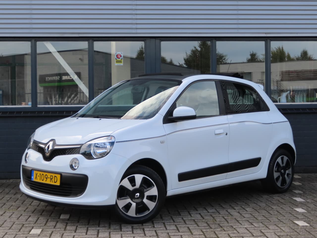 Renault Twingo - 1.0 SCe Collection | cabriotop | airco | bluetooth - AutoWereld.nl
