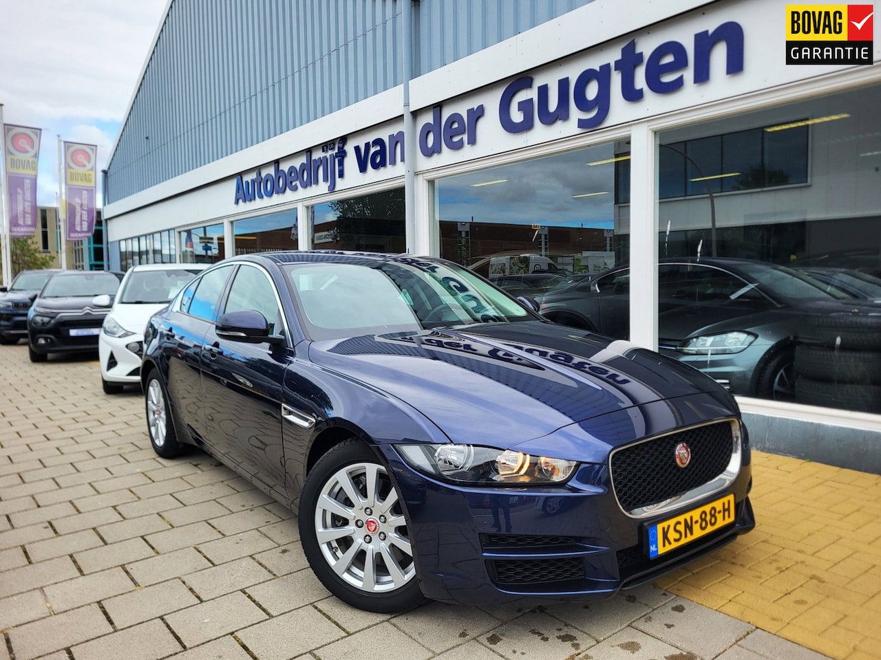 Jaguar XE - 2.0 Prestige Pro Edition / Stoel -en Stuurverwarming / 35.000 Km / - AutoWereld.nl