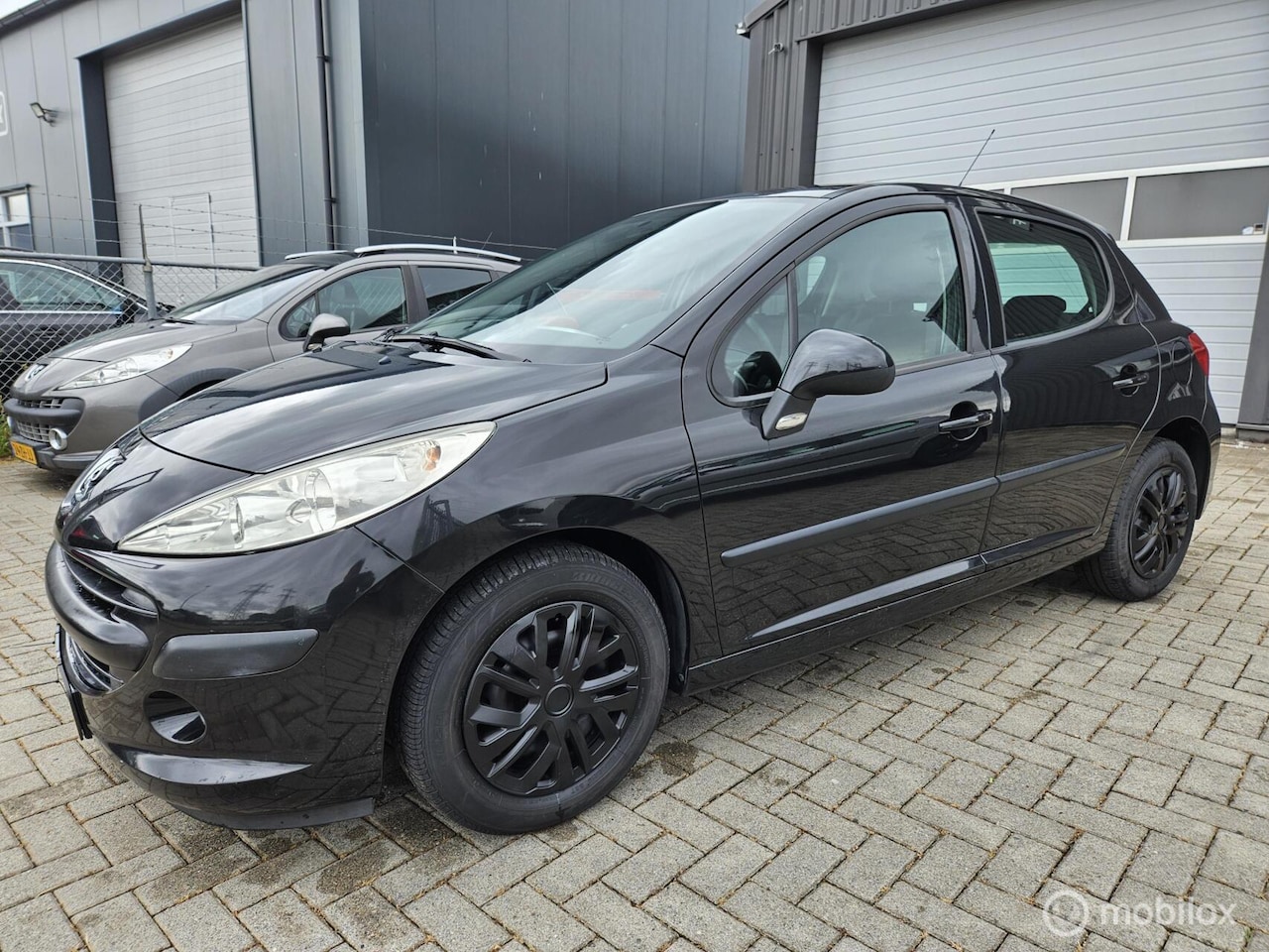 Peugeot 207 - 1.4 VTi Cool 'n Blue AIRCO/CRUISE APK 09/2027 VASTEPRIJS - AutoWereld.nl