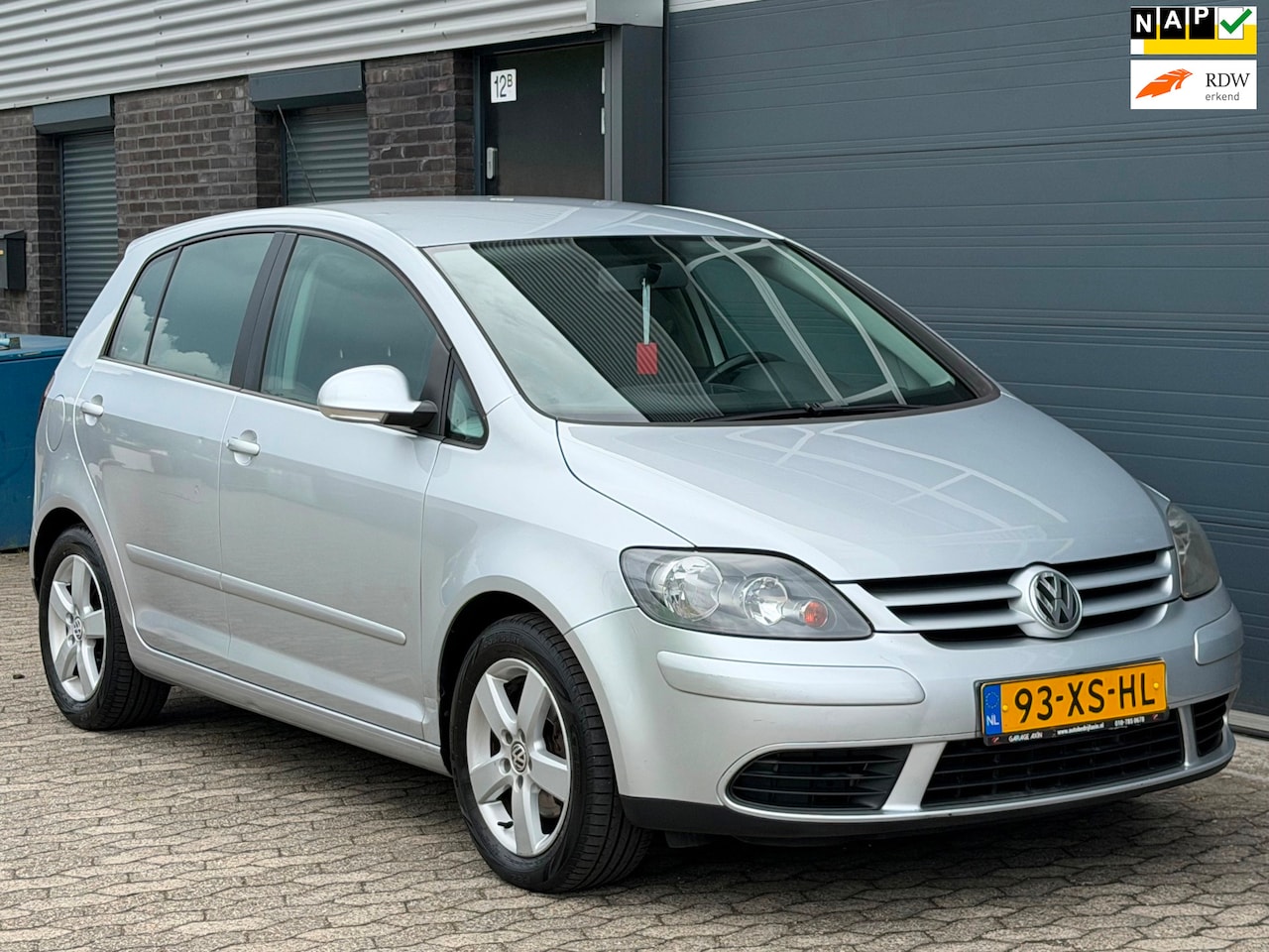 Volkswagen Golf Plus - 1.6 FSI Optive 3 AIRCO CRUISE TREKHAAK APK - AutoWereld.nl