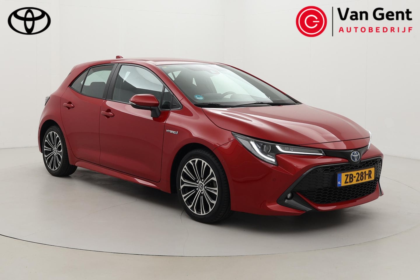 Toyota Corolla - 1.8 Hybrid Style | Trekhaak | Navigatie | Head-up display | Stoelverwarming | Full LED | P - AutoWereld.nl
