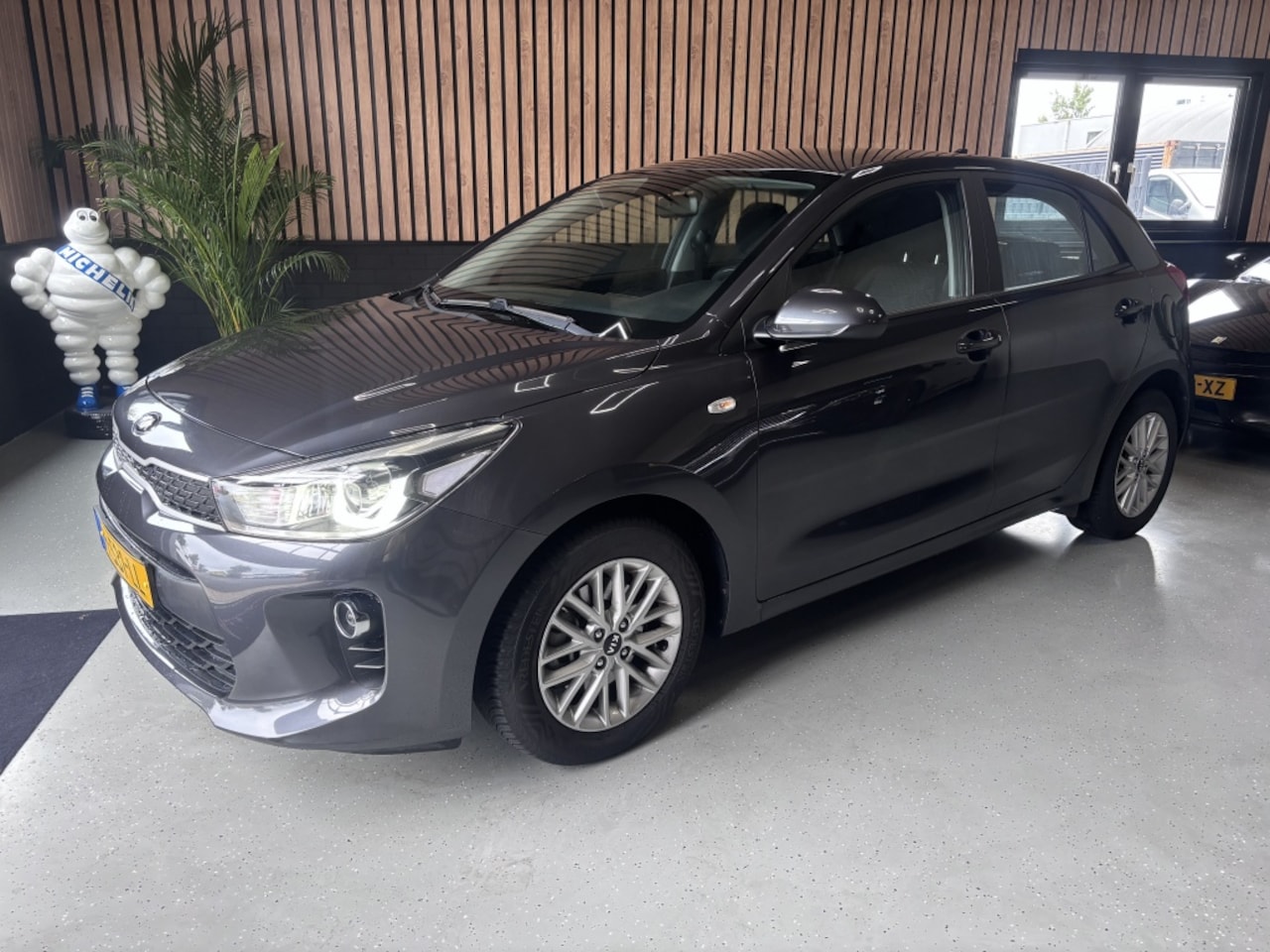 Kia Rio - 1.0 TGDI DynamicLine NAVI/CAMERA/DEALERONDERHOUDEN - AutoWereld.nl