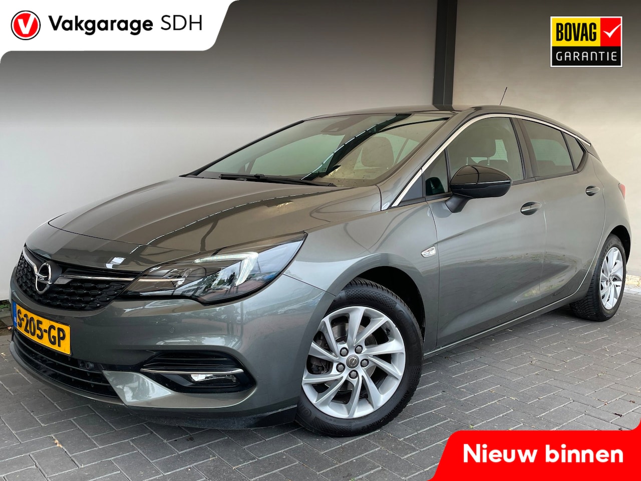 Opel Astra - 1.4 Launch Elegance|Automaat|Stoelverwarming|Stuurverwarming|Nette auto - AutoWereld.nl