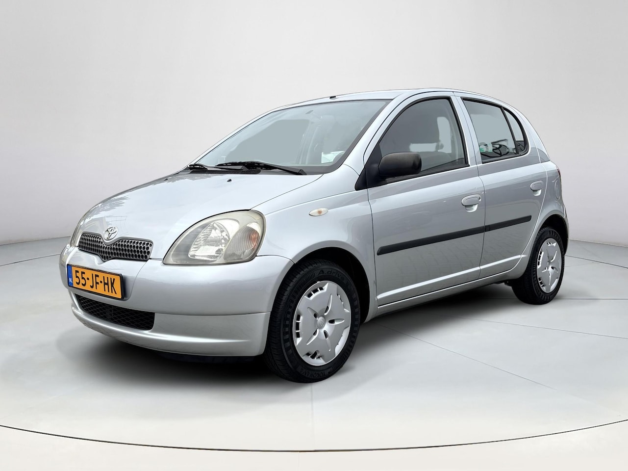 Toyota Yaris - 1.3-16V VVT-i Luna 1.3-16V VVT-i Luna - AutoWereld.nl