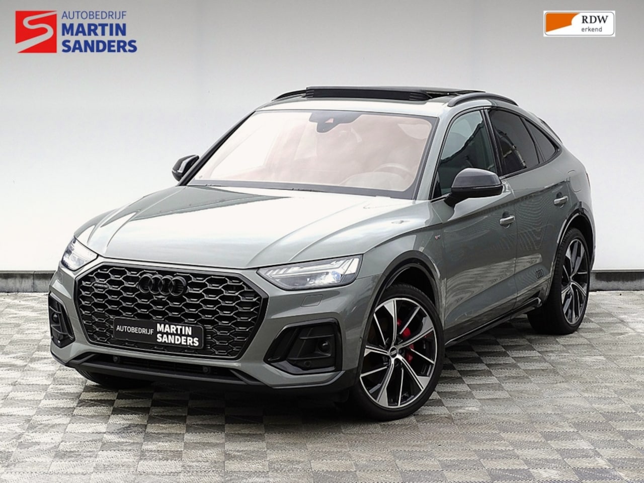 Audi Q5 Sportback - Pano Leder 55 TFSI e quattro edition one - AutoWereld.nl