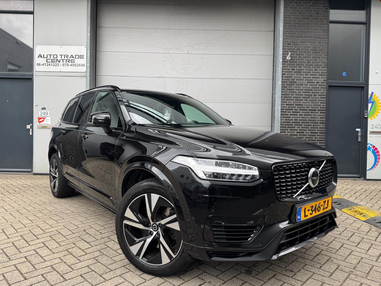 Volvo XC90 - 2.0 T8 Recharge AWD R-Design 7P. [Memory | Camera | Stoel&stuur VW | Carplay | Dealer OH] - AutoWereld.nl