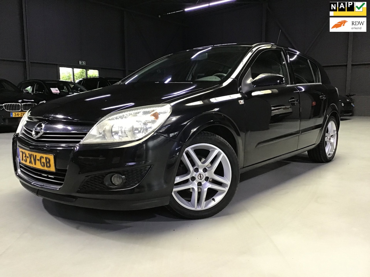 Opel Astra - 1.6 Temptation I Cruise I Airco I 5 Drs I 17inch I Elec Ramen I Armsteun I Mistlampen I Ap - AutoWereld.nl