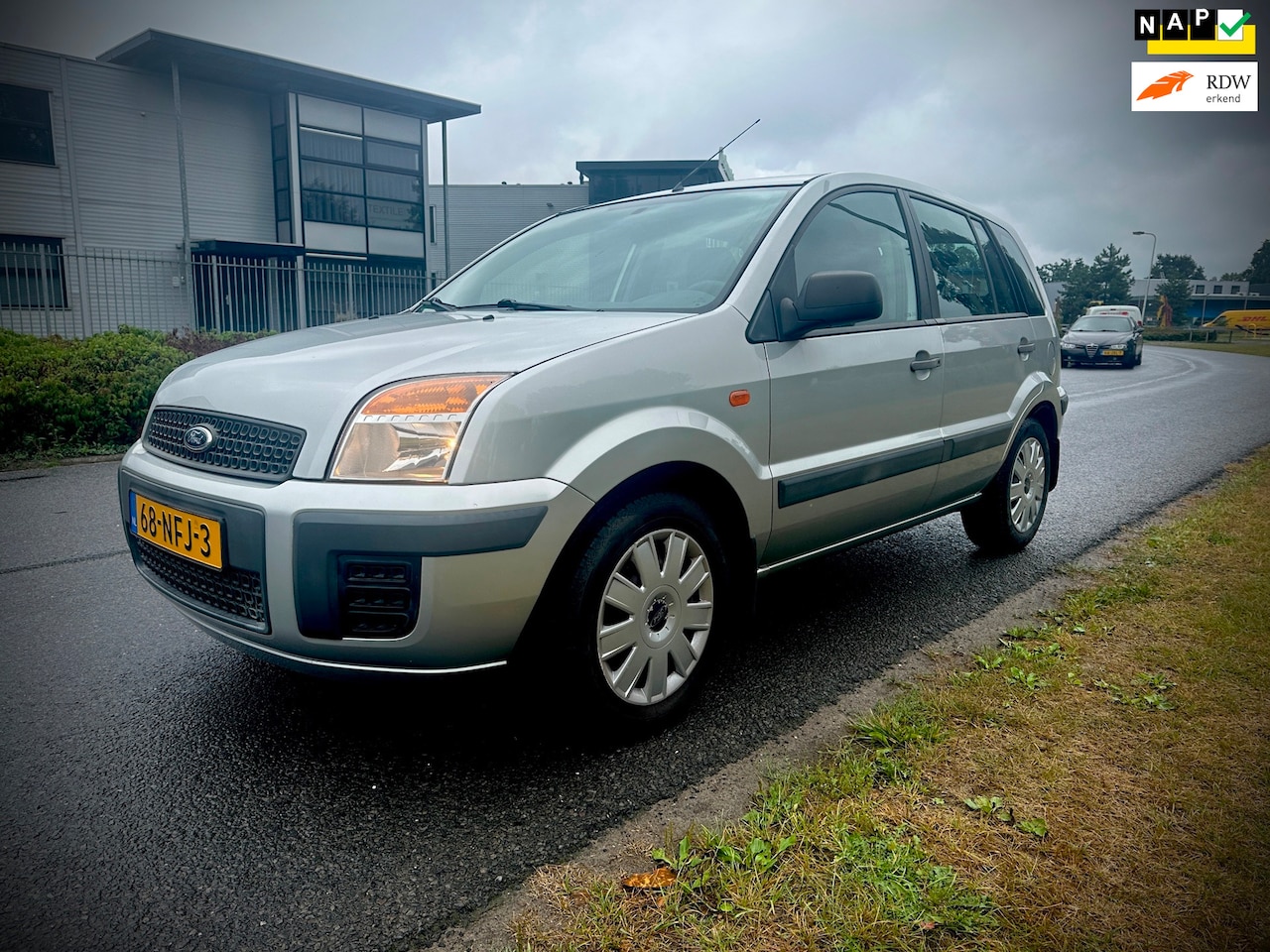 Ford Fusion - 1.4-16V Cool & Sound, LAGE KM, NAP, APK. - AutoWereld.nl