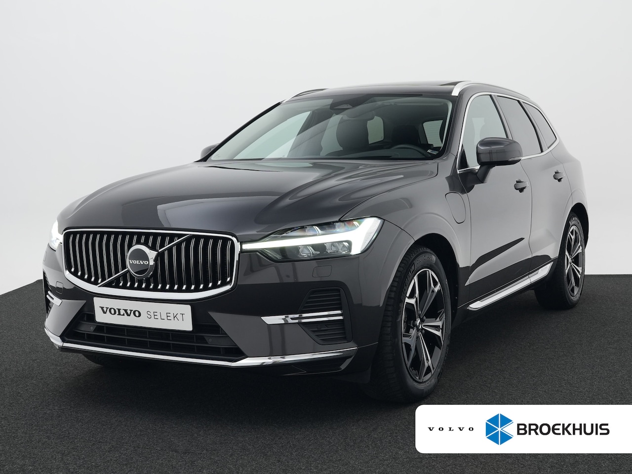 Volvo XC60 - T6 Recharge AWD Ultimate Bright | Long Range | Luchtvering | Harman/Kardon | Panoramadak | - AutoWereld.nl
