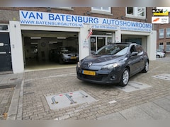Renault Mégane - 1.6 Parisienne | Lage km | Cruisecontrol | Open-én panoramadak | Climate control | Navigat