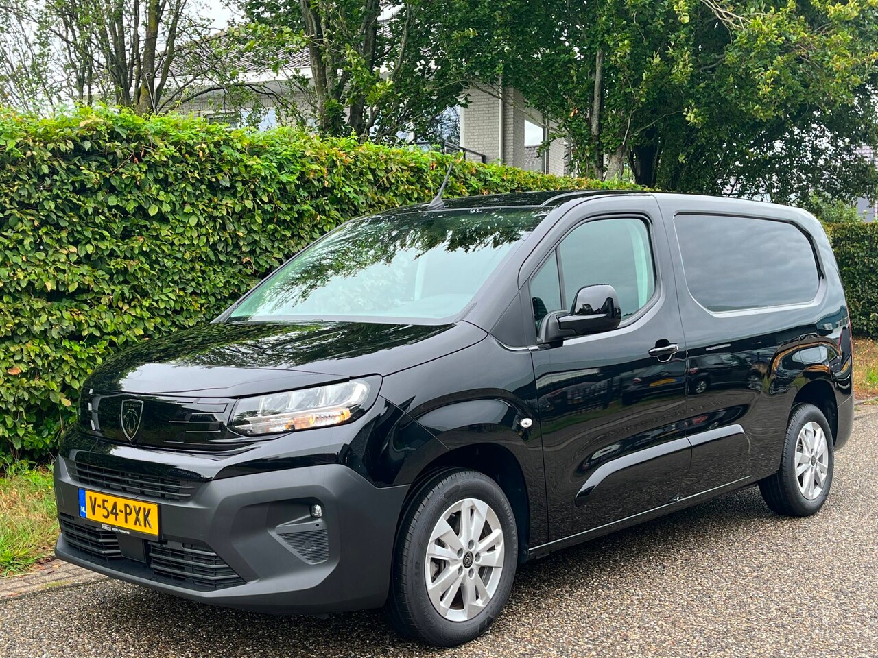 Peugeot Partner - 1.5 BlueHDi 130 PK L2 Automaat | Smartlifter kofferbaklift - AutoWereld.nl