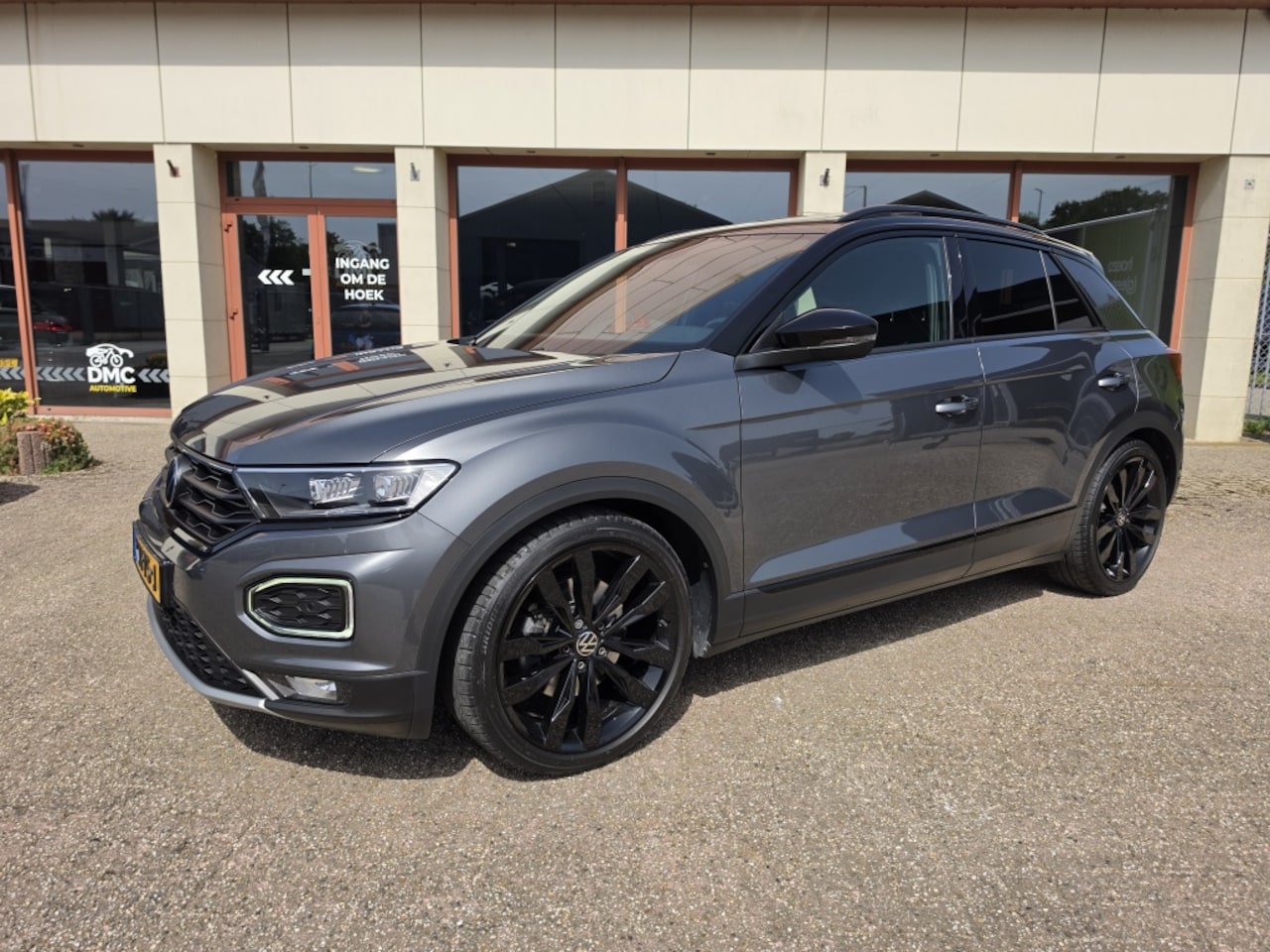 Volkswagen T-Roc - Sport | Blackstyle | 19' Suzuka | Led | Pano | Navi | Cruise | A - AutoWereld.nl