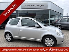 Toyota Yaris - 1.3 VVT-i Sol, AUTOMAAT, trekhaak, nette goed onderhouden auto met weinig kilometers