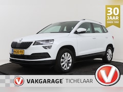 Skoda Karoq - 1.0 TSI Business Edition | CarPlay | Camera | Stoelverwarming | Cruise Control |