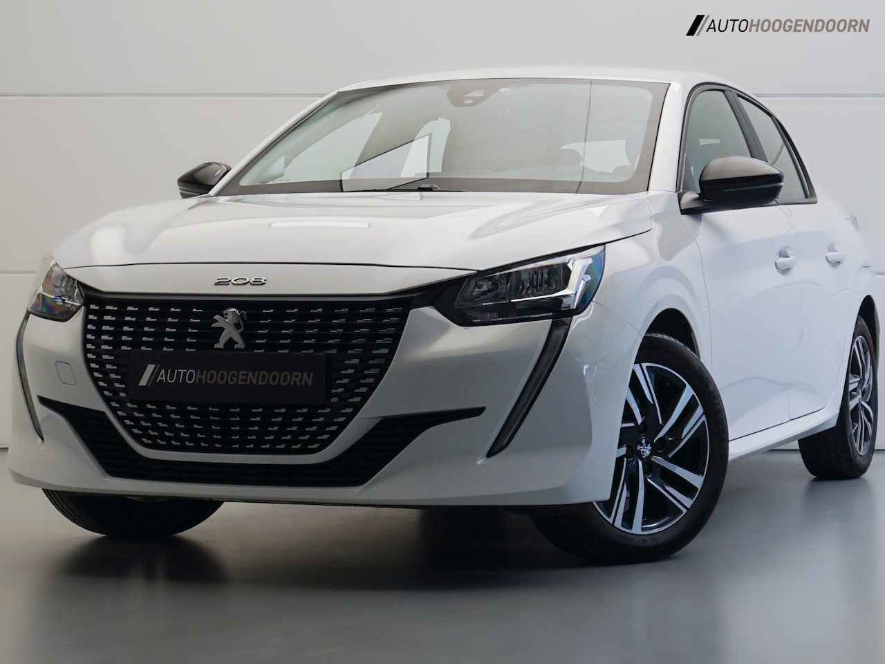 Peugeot 208 - 1.2 PureTech Style (APPLE CARPLAY,LED,PARKEERSENSOREN,CLIMATE,CRUISE,SPORTSTOELEN,LM-VELGE - AutoWereld.nl