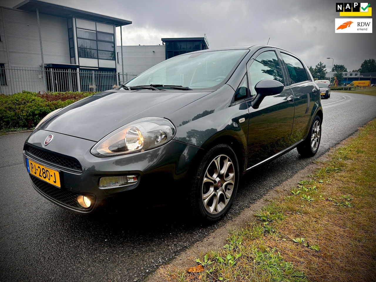 Fiat Punto Evo - 0.9 TwinAir Sempre 0.9 TwinAir Sempre, NAVIGATIE, NIEUW MODEL, CLIMATRONIC, NAP - AutoWereld.nl