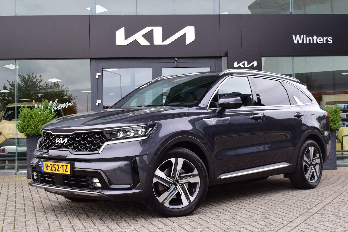 Kia Sorento - 1.6 T-GDi PHEV 4WD ExecutiveLine AT6 | 360° Camera | Stoelventilatie | Memory | Schuifdak - AutoWereld.nl