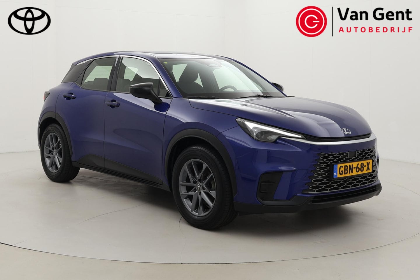 Lexus LBX - 1.5 2WD | Dodehoek detectie | Stoelverwarming | Parkeersensoren voor/achter | Camera | App - AutoWereld.nl