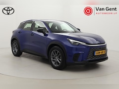 Lexus LBX - 1.5 2WD | Dodehoek detectie | Stoelverwarming | Parkeersensoren voor/achter | Camera | App