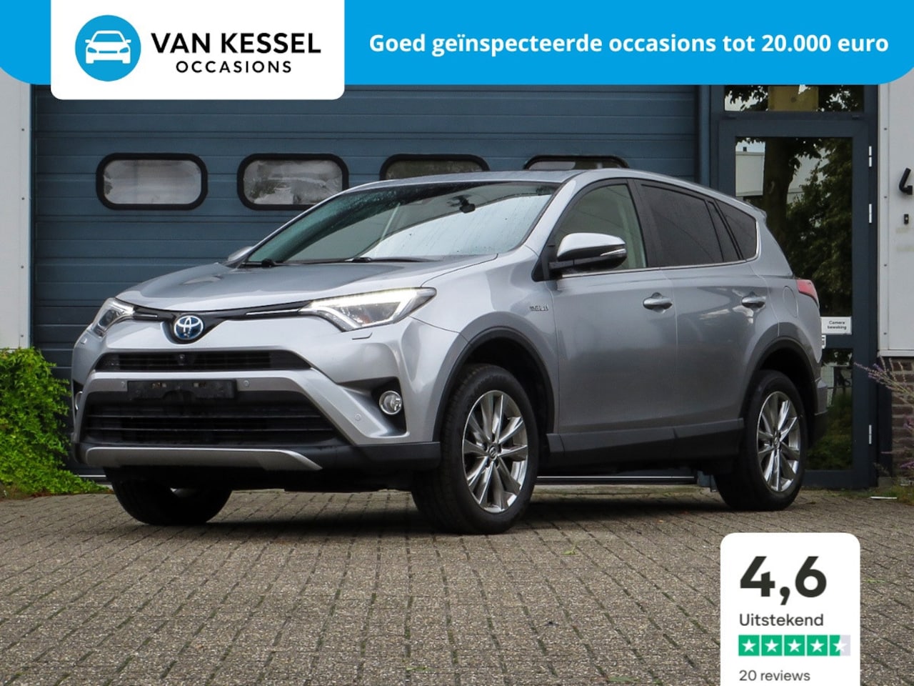 Toyota RAV4 - 2.5 Hybrid AWD Executive |Trekhaak | Pano | Leer - AutoWereld.nl
