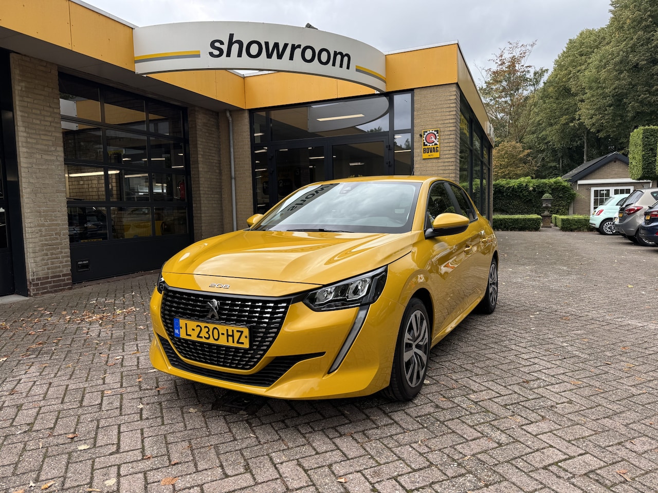 Peugeot 208 - 1.2 PureTech Active Airco Carplay - AutoWereld.nl