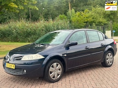 Renault Mégane - 2.0-16V Business Line/AIRCO/CRUISE/PARKEERSENS ACHTER