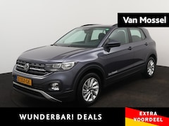 Volkswagen T-Cross - 1.0 TSI Life Demo | Parkeersensoren Achter | Navigatie | App Connect | Lichtmetalen Velgen