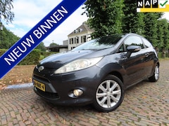 Ford Fiesta - 1.25 Ghia Airco Lm Velgen Trekhaak