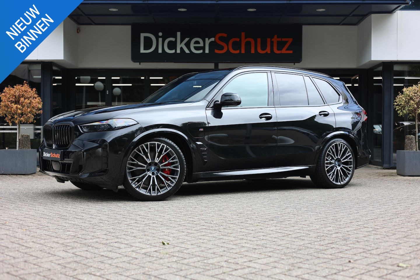 BMW X5 - xDrive50e M Sport Pro SkyLounge | Trekhaak | Harman | Driving Assistant - AutoWereld.nl