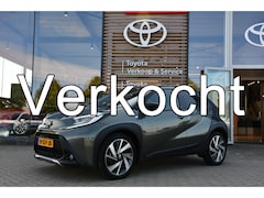 Toyota Aygo X - 1.0 VVT-i MT Envy 72pk | Half leder/stof interieur | Draadloze telefoonlader | JBL Premium