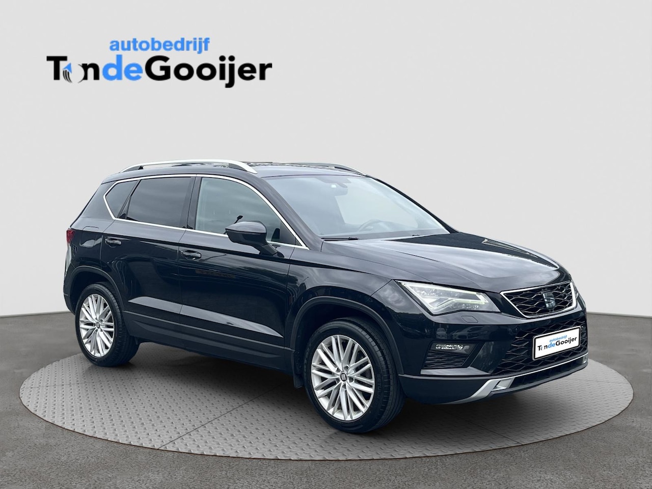 SEAT Ateca - 2.0 TSi DSG Xcellence 4DRIVE | LEER | CAMERA | EL. TREKHAAK | 1.900 KG TREKGEWICHT!! | - AutoWereld.nl