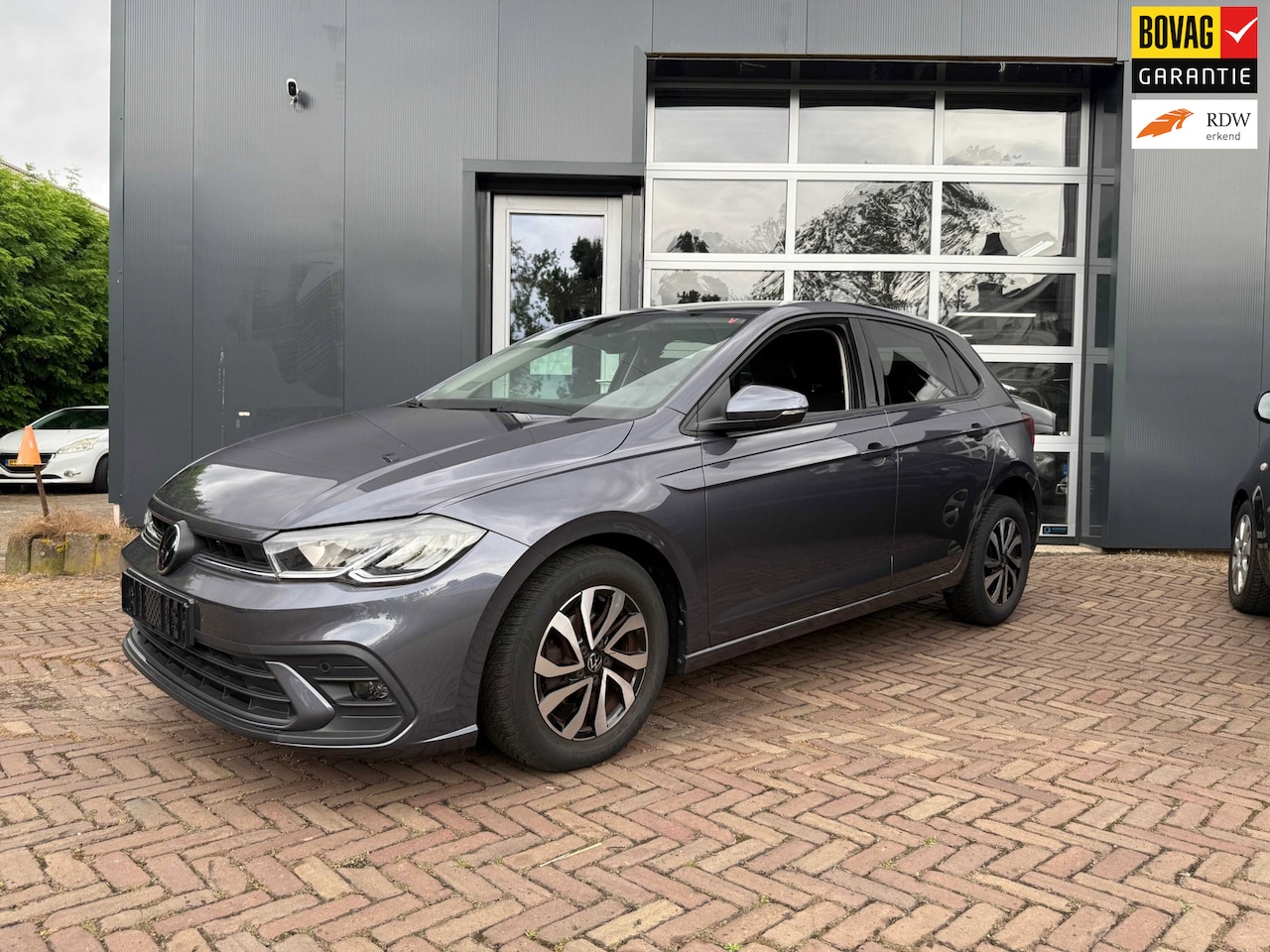 Volkswagen Polo - 1.0 MPI Active | Camera | Trekhaak | CarPlay | All in prijs - AutoWereld.nl