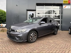Volkswagen Polo - 1.0 MPI Active | Camera | Trekhaak | CarPlay | All in prijs