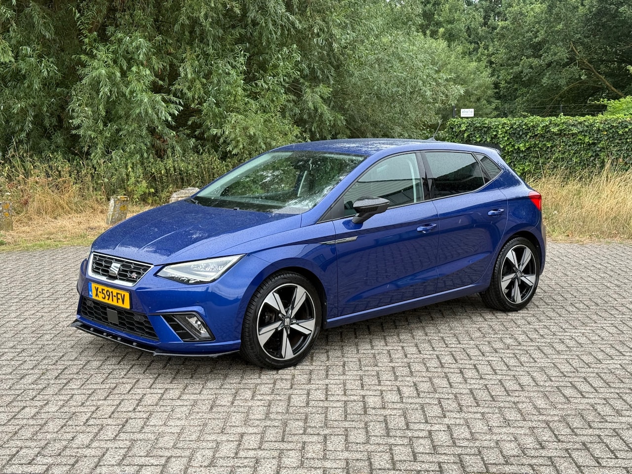 SEAT Ibiza - 1.0 TSI FR MAXTON I CRUISE I PDC I 18INCH I CAMERA I CARPLAY - AutoWereld.nl