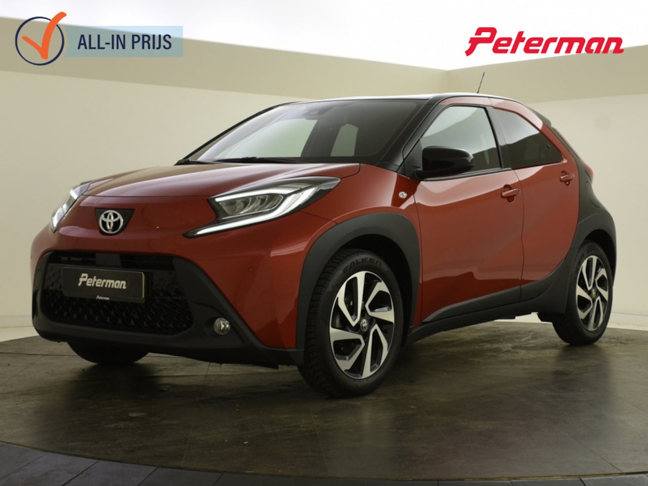 Toyota Aygo X - 1.0 VVT-i S-CVT Envy Bi-tone | Stoelverw. | PDC V+A | keyless - AutoWereld.nl