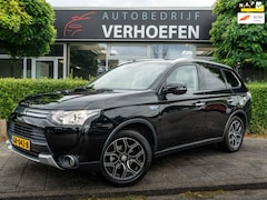 Mitsubishi Outlander - 2.0 PHEV Instyle + | X-LINE | AUTOMAAT | PANORAMA | PARKEERCAMERA | XENON | LEDER | STOELV