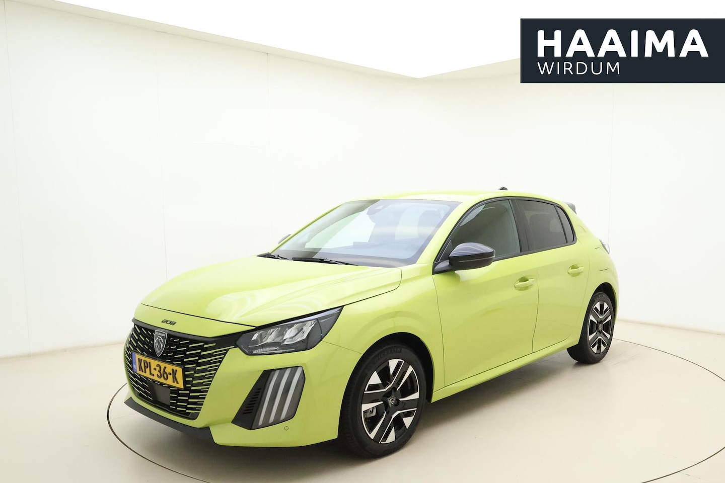 Peugeot 208 - 1.2 Hybrid 110 e-DCS6 Allure | Parkeersensoren | Appel Carplay/Android Auto draadloos | Cl - AutoWereld.nl