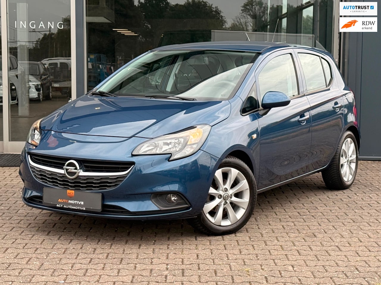 Opel Corsa - 1.4 Color Edition 2017 airco / cruise - AutoWereld.nl