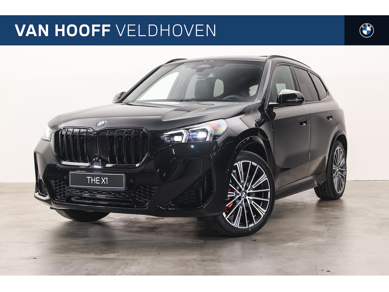 BMW X1 - xDrive25e M Sport Automaat / Panoramadak / Trekhaak / Sportstoelen / Head-Up / M Adaptief - AutoWereld.nl
