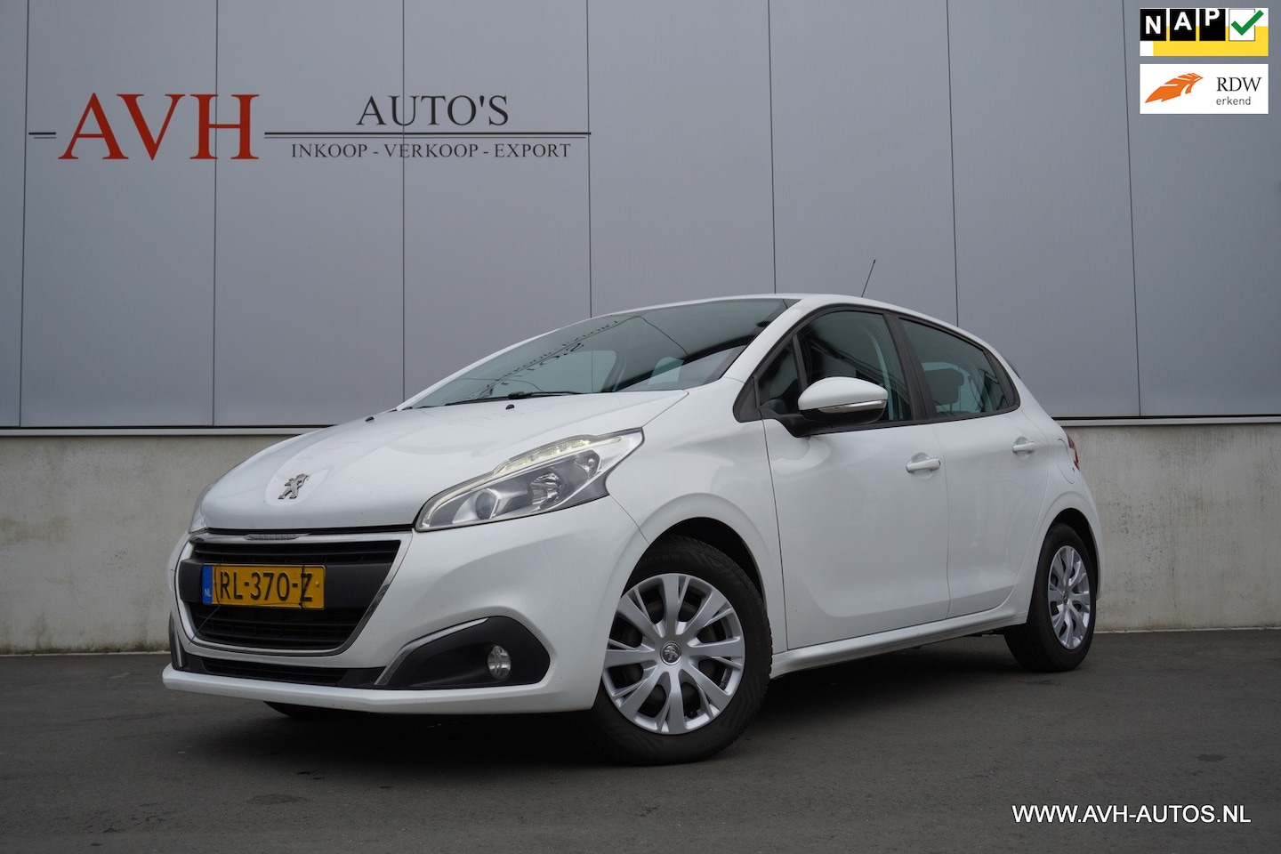 Peugeot 208 - 1.6 BlueHDi Blue Lease 1.6 BlueHDi Blue Lease - AutoWereld.nl