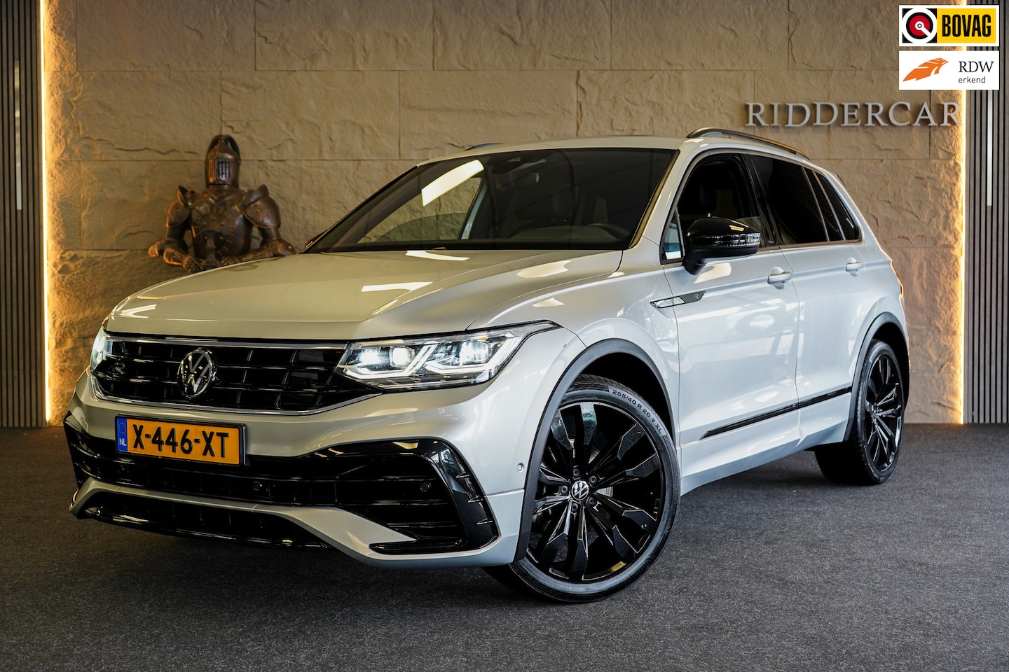 Volkswagen Tiguan - 1.5 TSI Elegance R-Line|GARANTIE|PANO|ACC|CARPLAY|STOELVERW|CAMERA - AutoWereld.nl