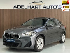 BMW X2 - SDrive18i Executive M Sport Automaat / Panorama dak / Lederen interieur / Navigatie full m