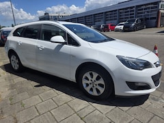Opel Astra Sports Tourer - 2.0 CDTI EcoFLEX Edition Bj.2015 Automaat Airco IJSKOUD KM.256000 164 PK