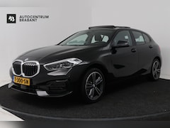 BMW 1-serie - 118i (PANORAMADAK, PARKEERSENSOREN, NAVIGATIE, CRUISE CONTROL)