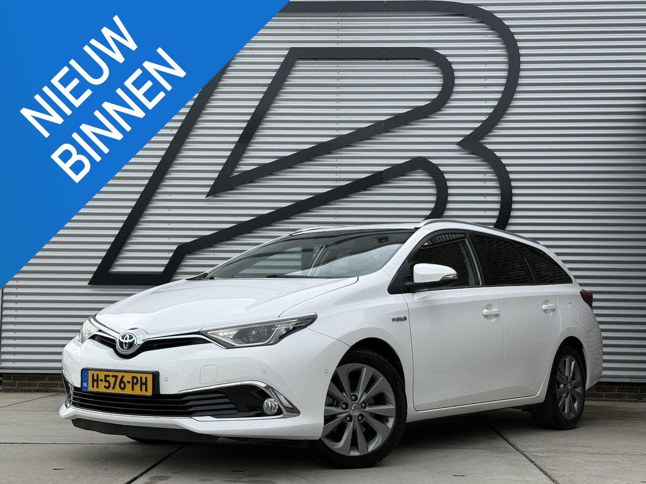 Toyota Auris Touring Sports - 1.8 Hybrid Lease pro 1e Eigenaar|Navi|Camera|Clima|Cruise|PDC|APK tot 01-2027 - AutoWereld.nl
