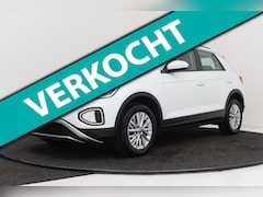 Volkswagen T-Roc - 1.0 TSI Life Business | Trekhaak | 44000km | Virtual Cockpit | Stoelverwarm. | Adapt. Crui